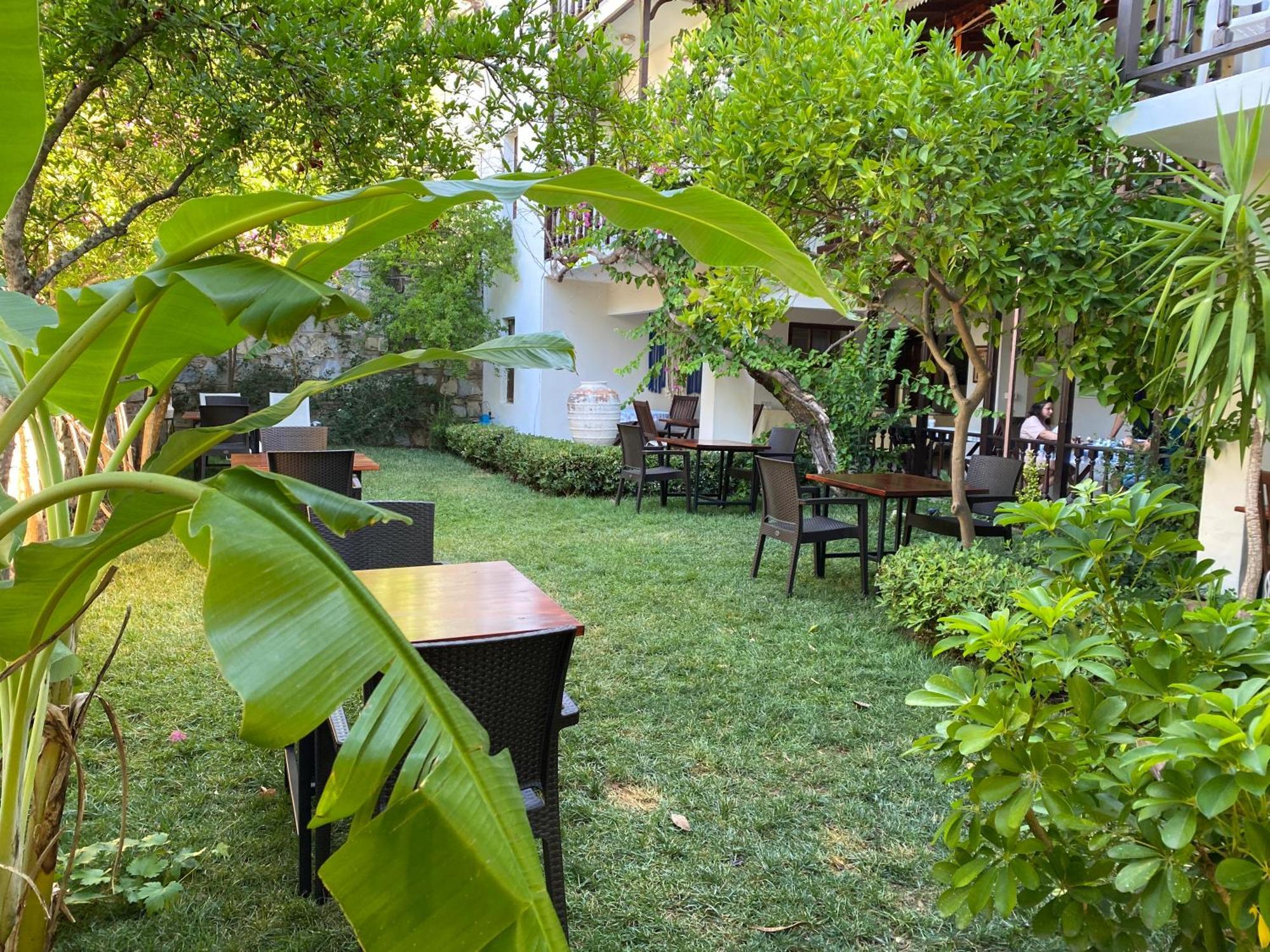 Totelya Hotel อัคยาคา ภายนอก รูปภาพ